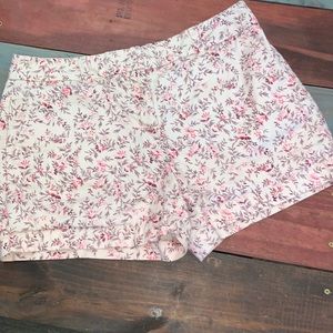 LOFT Light Pink Floral Shorts Size 6